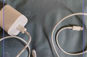 苹果手机模型充电器使用方法是什么？常见问题有哪些？
