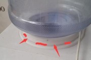 饮水机漏水问题的修复方法（解决家中饮水机漏水的有效办法和注意事项）