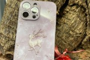 苹果手机壳上的闪闪钻石是什么材质？有何特别之处？