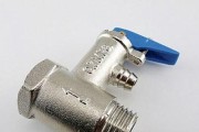 热水器安全阀漏水的维修方法（解决热水器安全阀漏水问题的有效措施）