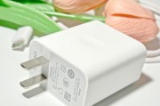 oppo充电器的正常电压是多少？如何判断充电器是否正常工作？