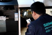 集成灶油烟机油渍清洗的小技巧（让你的厨房恢复光洁无暇）