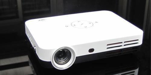 投影仪声音停顿的原因及解决方法（探究投影仪声音停顿的根源与应对之策）
