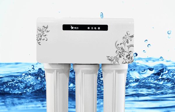 净水器加水后一直响的解决方法（遇到净水器加水后持续响声）