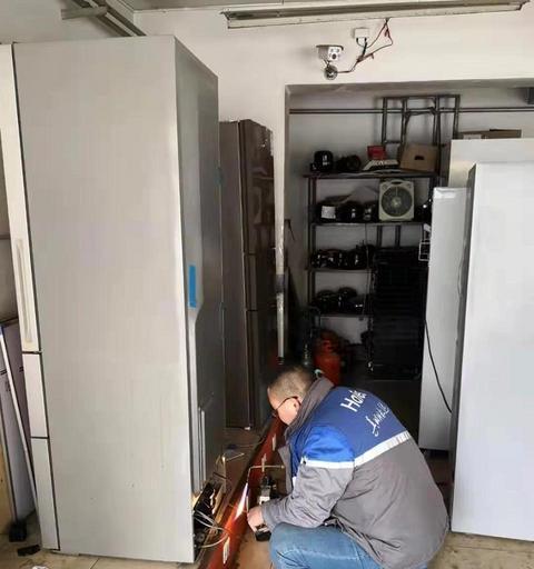 冰柜短路问题的解决方法（有效避免冰柜短路带来的安全隐患）
