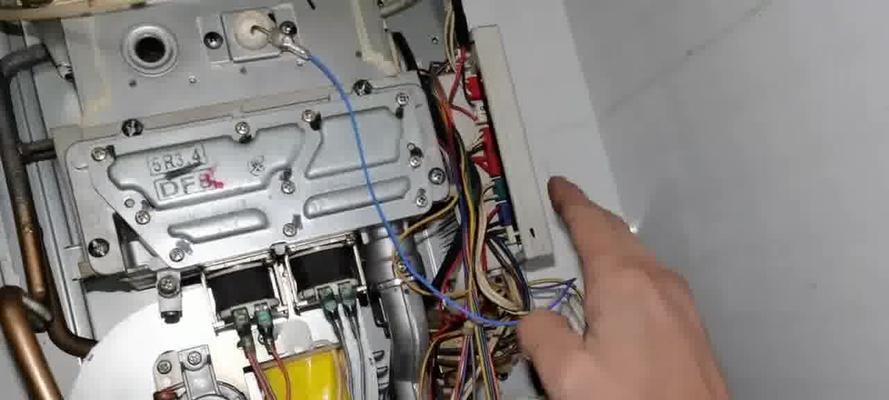 林内热水器漏水故障维修指南（了解原因）