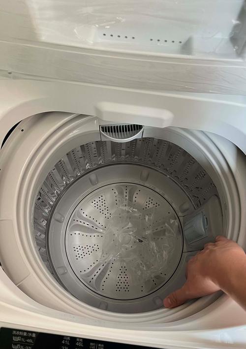 洗衣机不出水问题的原因及解决方法（如何检查洗衣机不出水的故障及修复方法）
