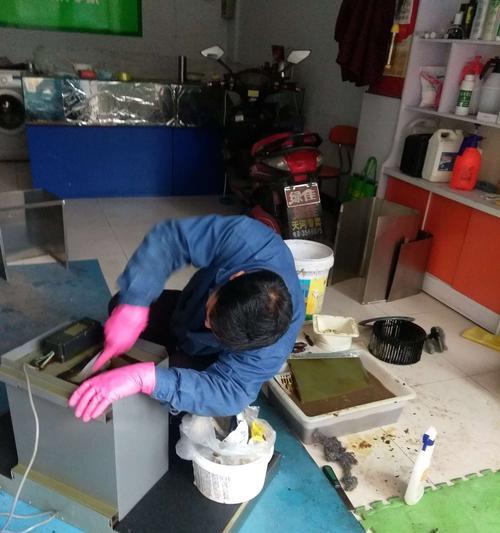 如何正确清洗潜江油烟机（全面指南）