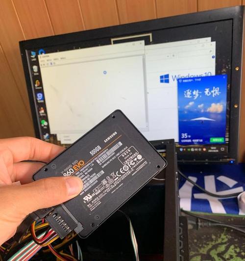 电脑严重卡慢的原因及解决方法（探究电脑卡慢的真相）