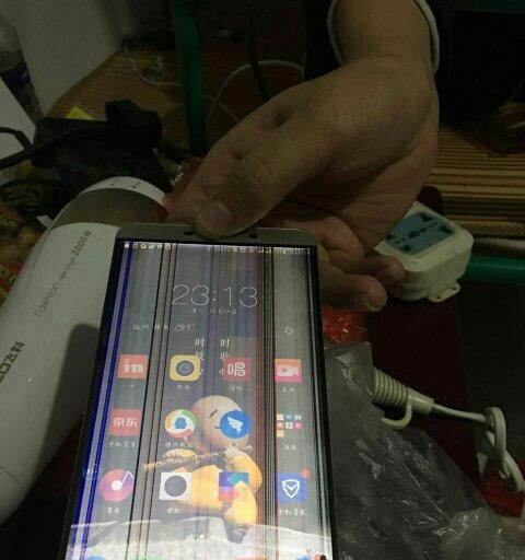 投影仪湿抹布模糊问题的修复方法（如何解决湿抹布导致投影仪图像模糊的问题）