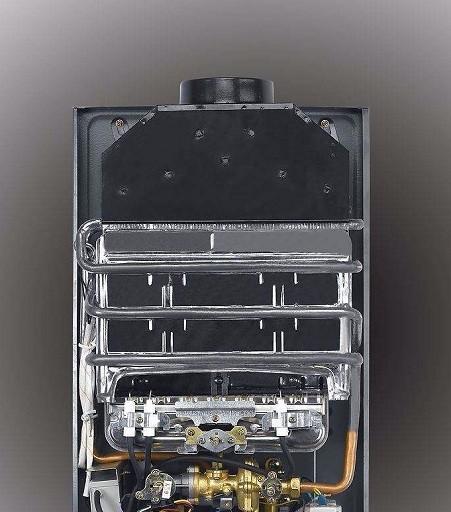 解决迅达热水器E1故障的方法（排查E1故障并进行适当维修）