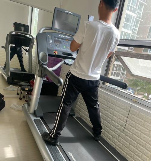 跑步机面板按键失灵的解决方法（快速解决跑步机面板按键失灵问题的有效办法）