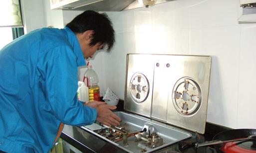 高新区商业油烟机清洗方法大揭秘（从清洗工具到步骤）