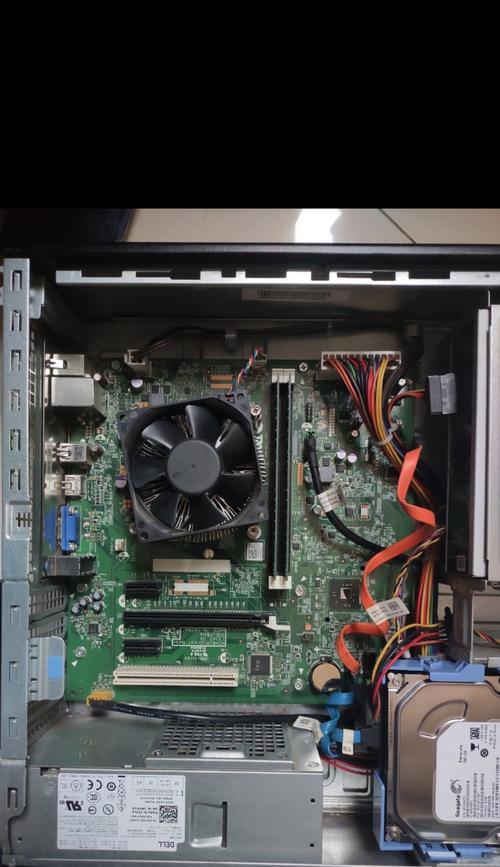台式机风扇怎么发光？视频教程在哪里？