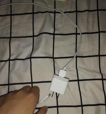 小米手机充电器坏了怎么换？换新需要多少钱？