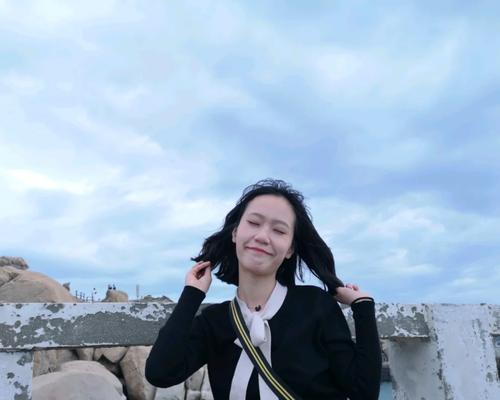 旅游时如何用手机控制相机拍美照？