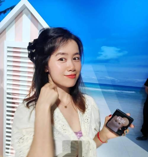 如何使用手机进行拍照操作？