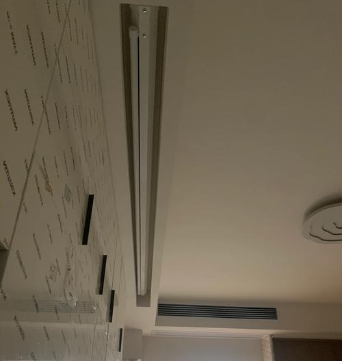投影仪帆布拆卸方法是什么？