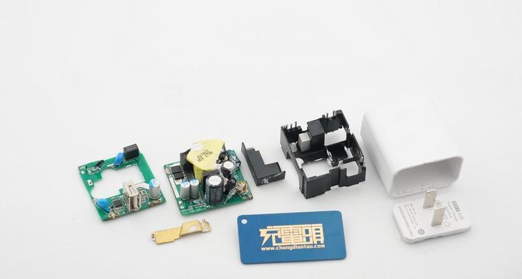 一毛充电器的工作原理是什么？使用时应注意什么？