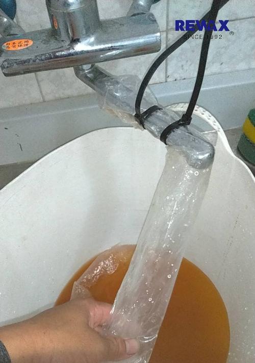 热水器滴黄水问题的解决方法是什么？