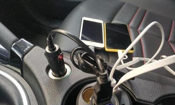 原装车载手机充电器多少瓦？如何选择合适的功率？