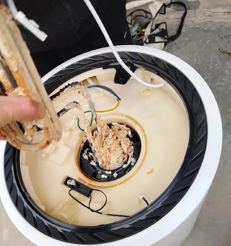 热水器检查和清洗步骤是什么？如何确保热水器安全使用？