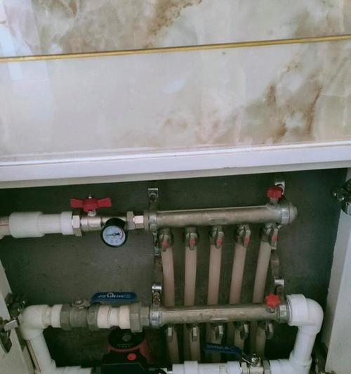 水管热水器分水器的正确接法是什么？