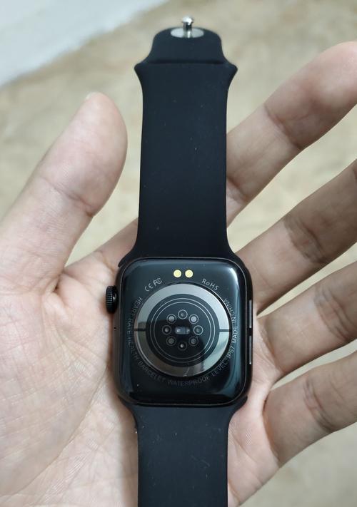 智能手表后盖发亮是质量问题吗？如何解决？