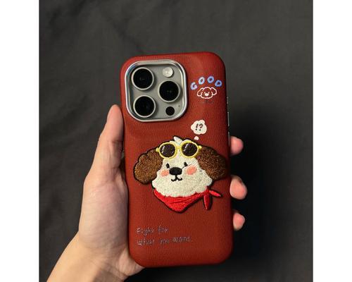 苹果小手机壳白色款式的名称是什么？它有何特点？