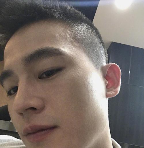 欧豪低音炮在知乎上的评价如何？