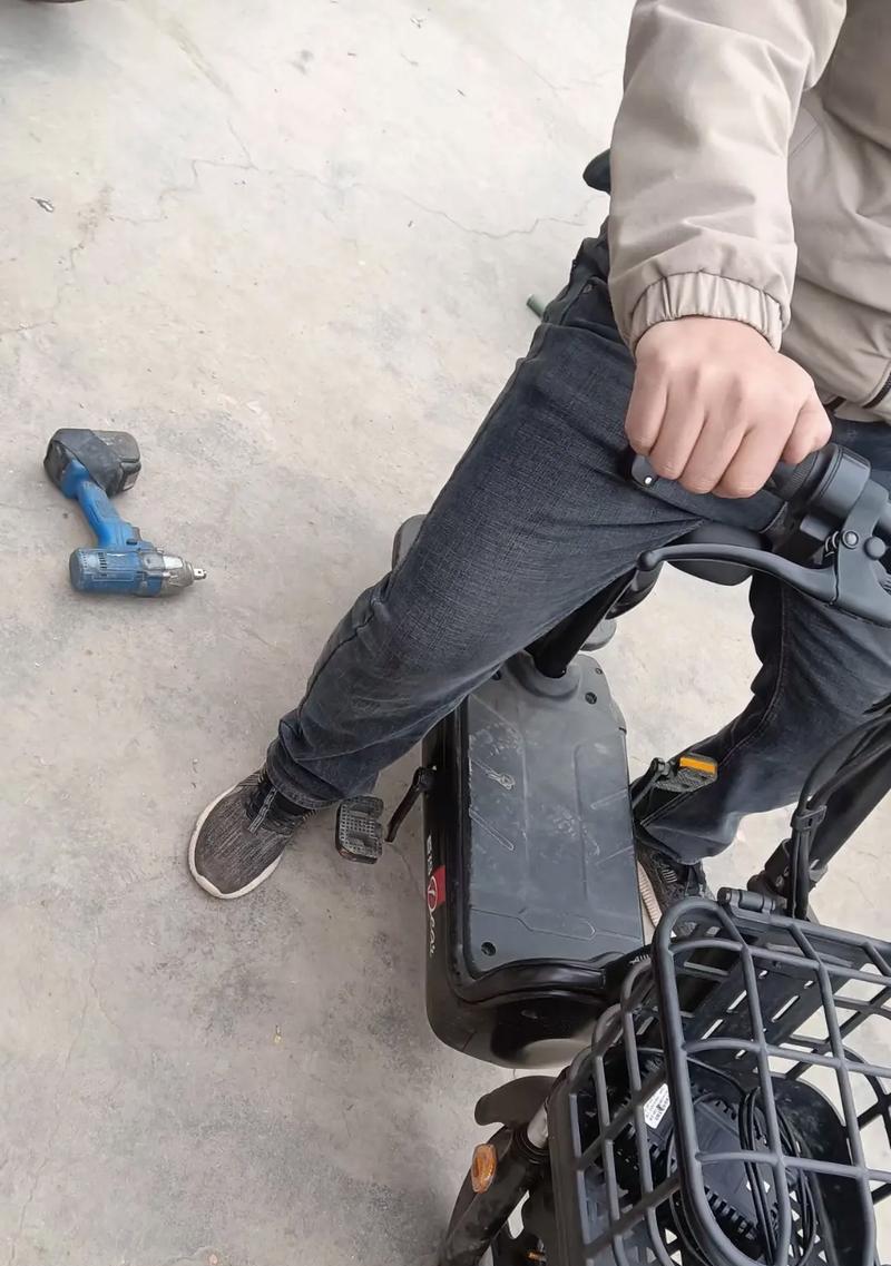 拉斐智能手表发送消息的方法是什么？功能特点有哪些？